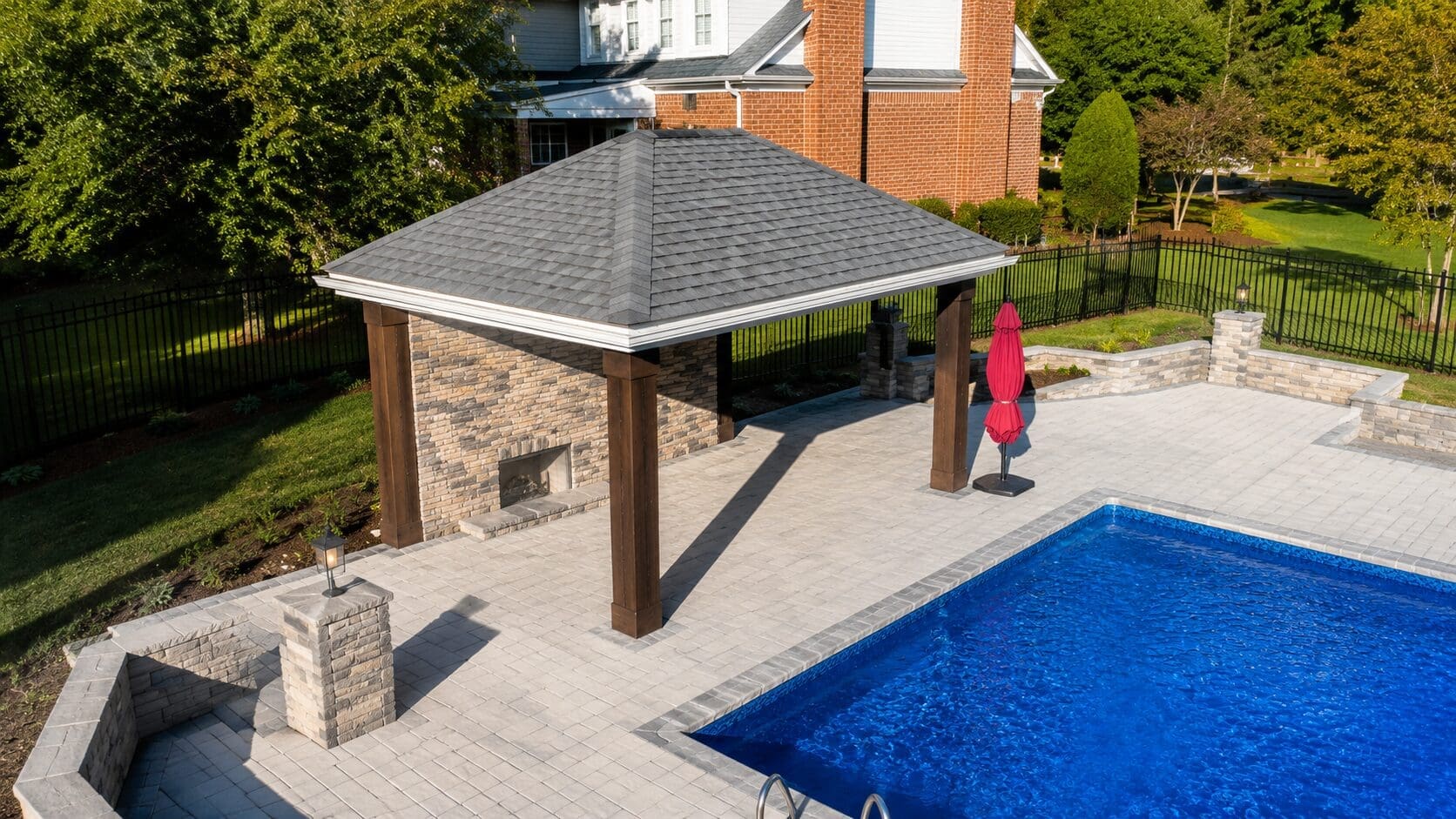Covered outdoor entertainment space